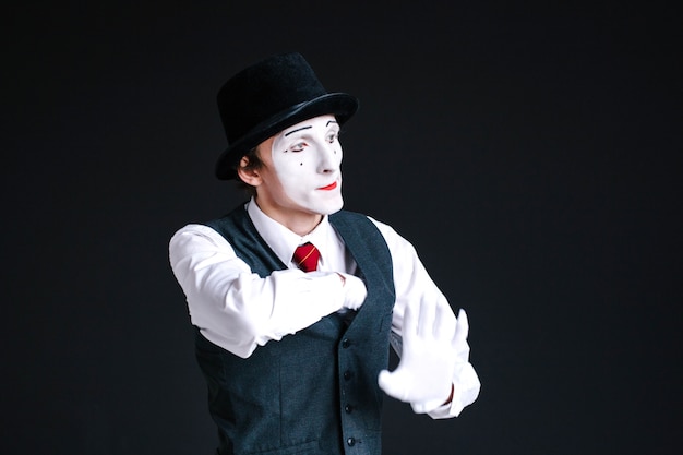 探索问鼎娱乐棋牌开户：开启精彩纷呈的在线赌场体验